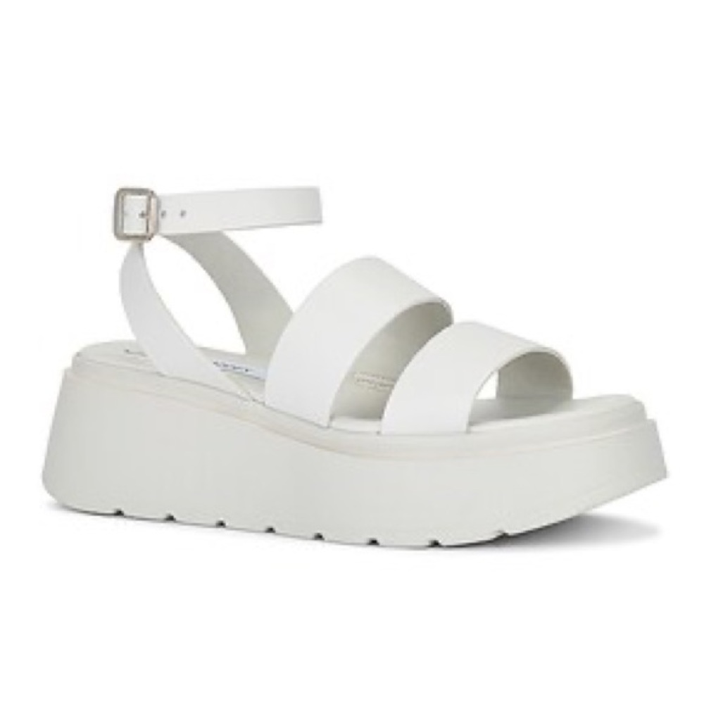 Steve Madden Leather sandal worn once